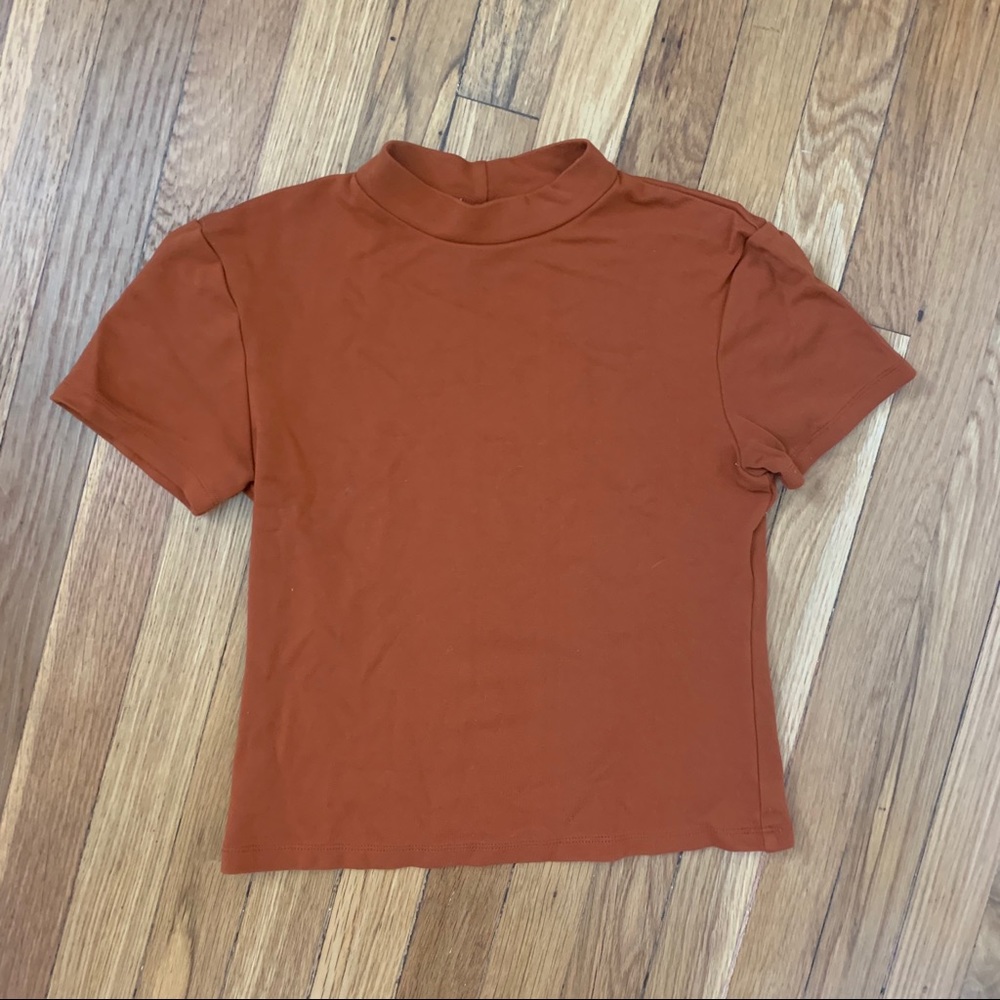 American Apparel mock-neck tip